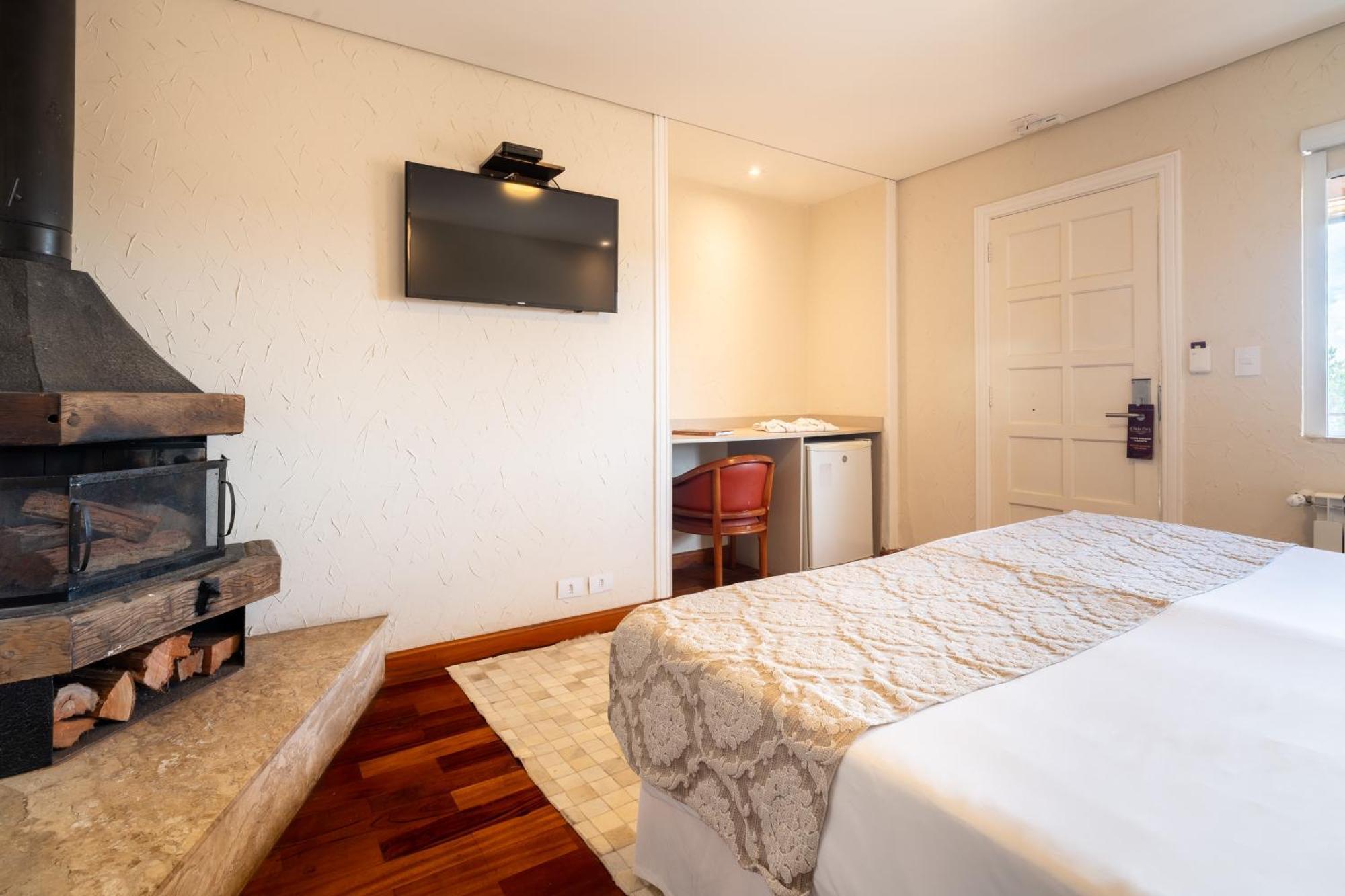 Chris Park Hotel Campos do Jordao Luaran gambar
